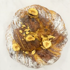 Babka-noisettes-bisou-sucre-patisserie-saint-martin