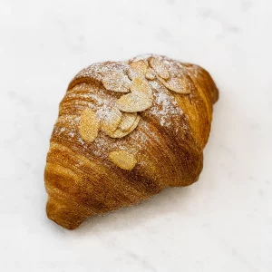 Croissant aux amandes