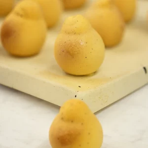Mini poire trompe-l’œil